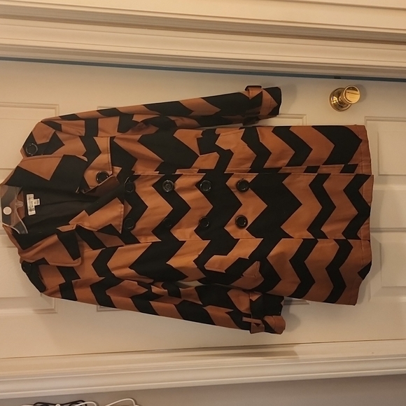 Trench coat - Picture 1 of 5